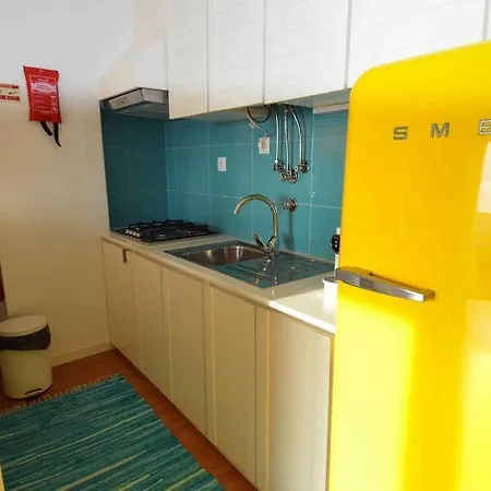 Apartment Yellow Submarine On The Seafront