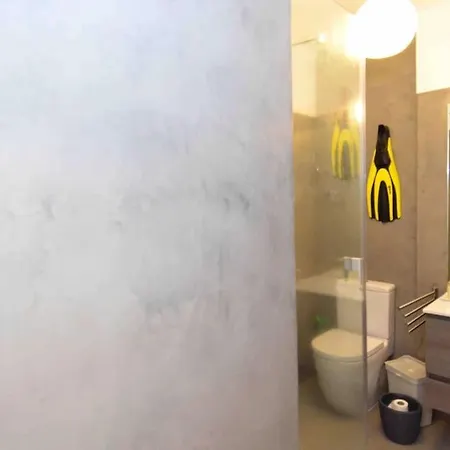 Apartamento Yellow Submarine On The Seafront Silveira (Lisbon)